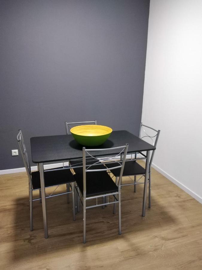 Schoene, Gemuetliche Moeblierte 2 Zi Wohnung In Rgb Regensburg Buitenkant foto