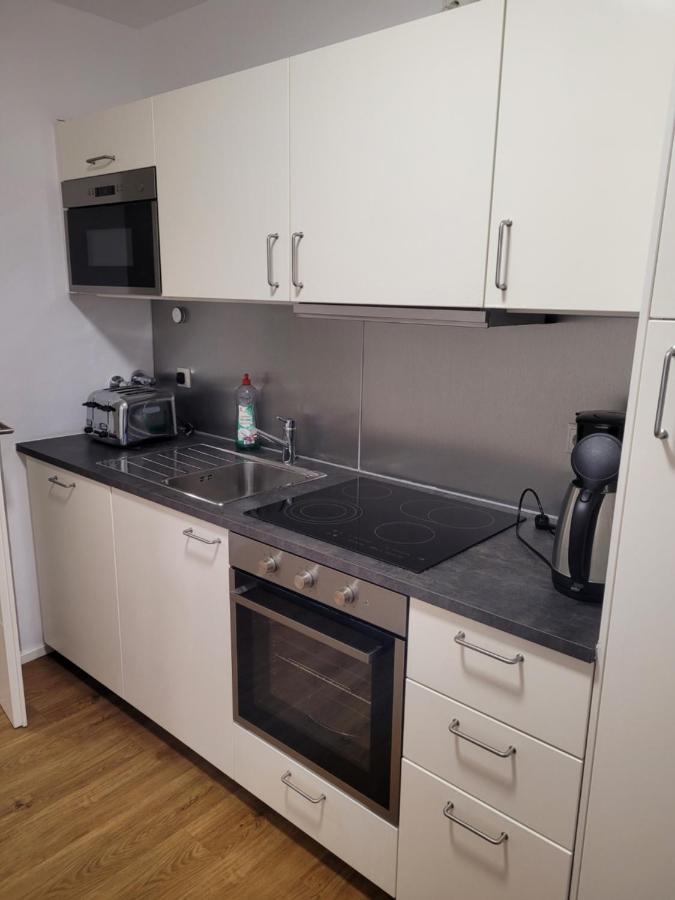 Schoene, Gemuetliche Moeblierte 2 Zi Wohnung In Rgb Regensburg Buitenkant foto